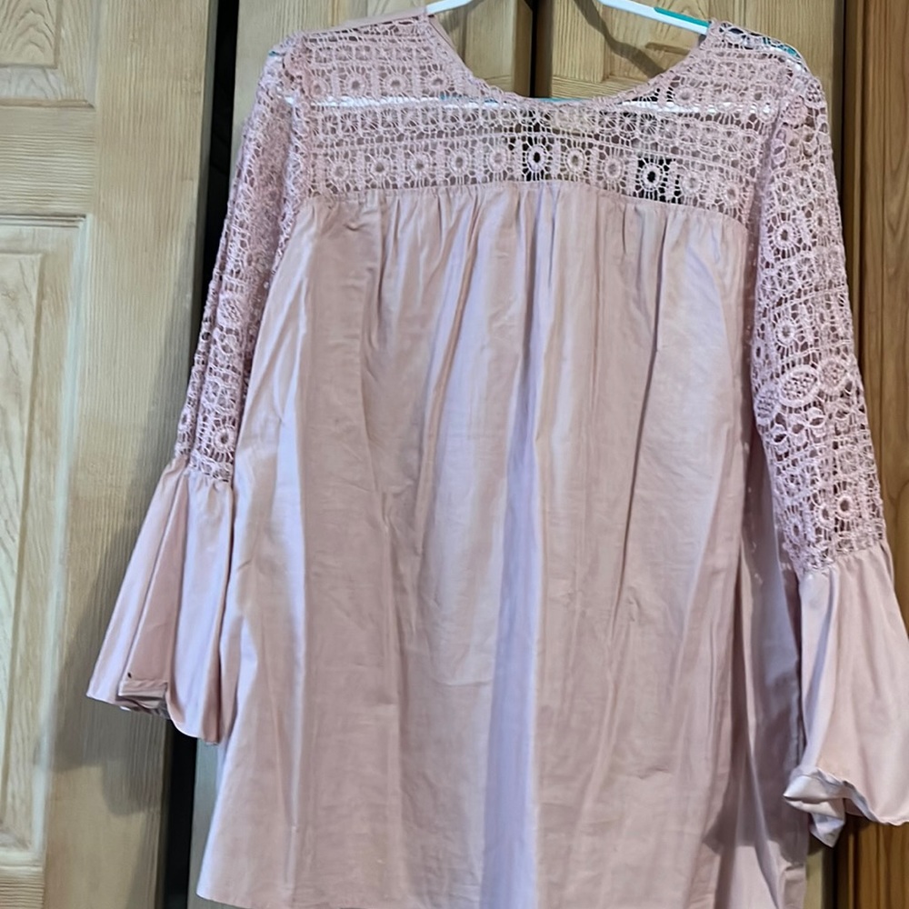 NWT plus size Womens shirt